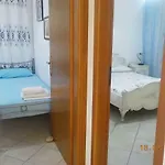 Lovely For 6ppl , 2 Bdrm , In Naxos , Private Patio Apartment *