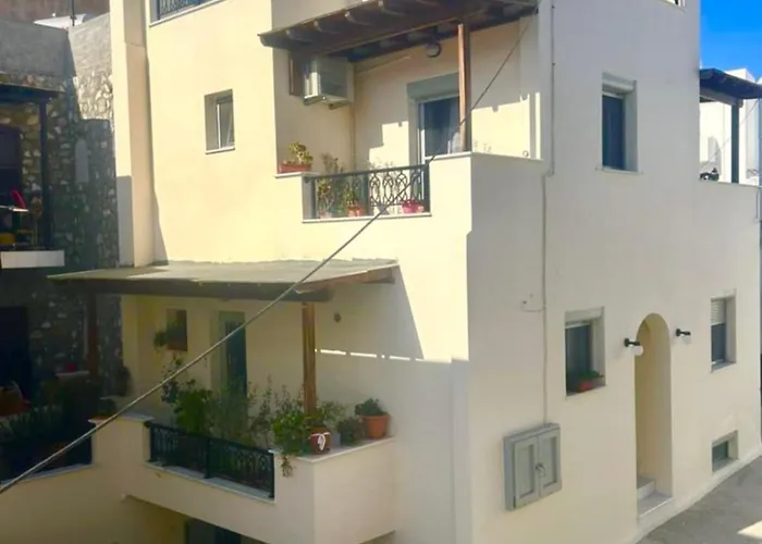 Apartment Lovely For 6ppl , 2 Bdrm , In Naxos , Private Patio Naxos City