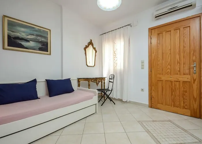 Lovely For 6ppl , 2 Bdrm , In Naxos , Private Patio * Naxos City